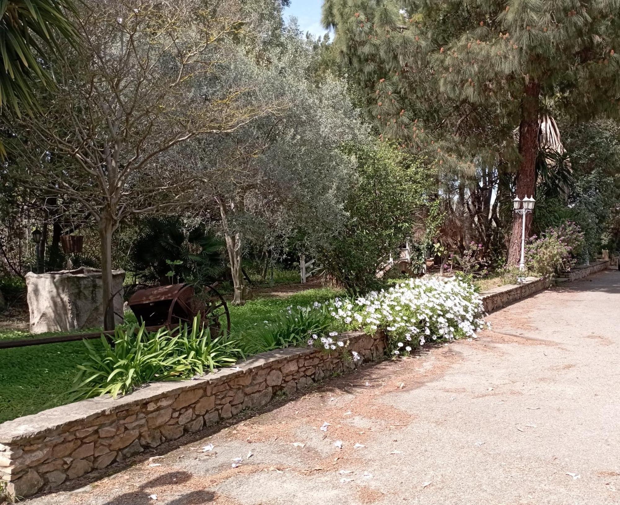 Hotel Garden Nuraminis Exterior photo